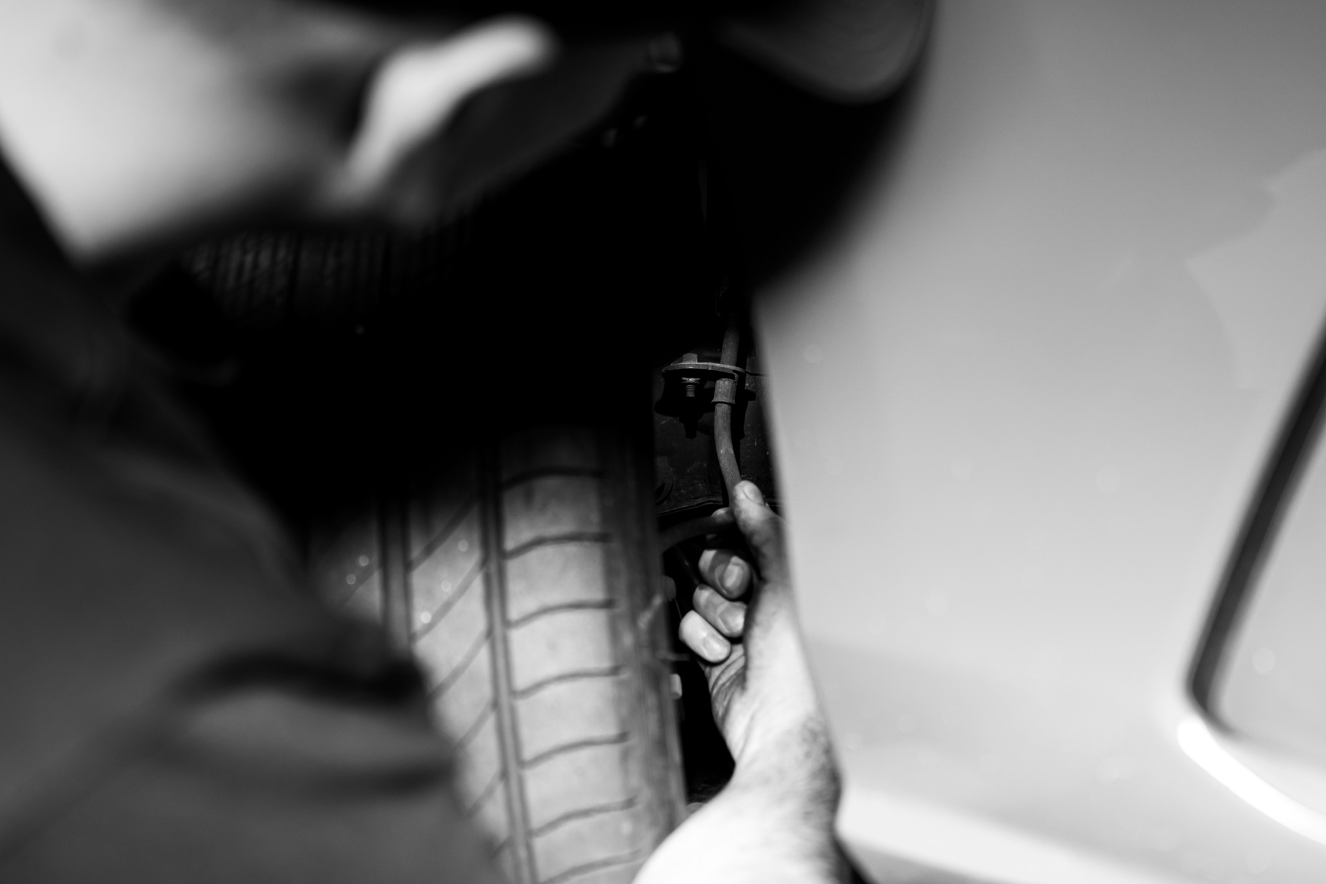 Prüfzentrum Plauen Abgas TÜV GTÜ Oldtimer Schadensgutachten Unfall TÜV-Plakette Unfallrekonstruktion Messtechnik